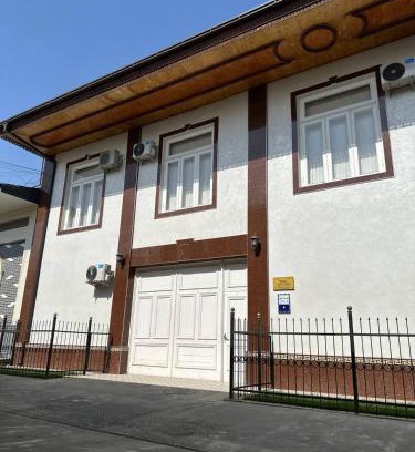 Samarkand House | Family-Friendly Safar Guest House with Exceptional Reviews