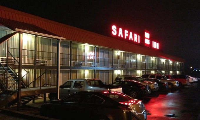 Murfreesboro Hotel | Family-Friendly Safari Inn in Murfreesboro - Rated 8/10