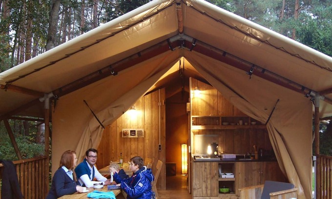 Pleinfeld Cabin | Safarizelt - Waldcamping Brombach