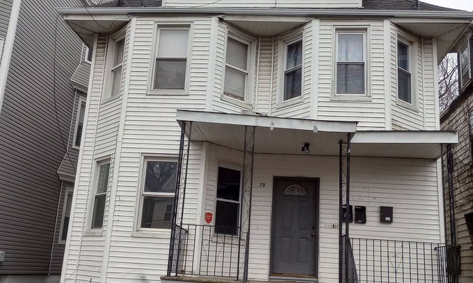 Ampere Apartment | ```html
Safe and Clean Family-Friendly Stays in New Jersey
```