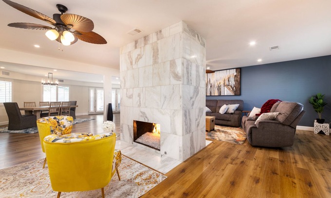 Riverside House | Family and Pet Friendly with King Beds & Fast WiFi