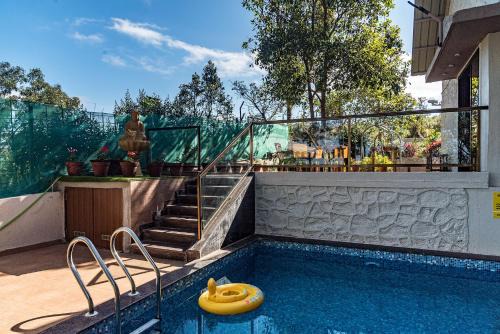 Wai Villa | Pet-Friendly Villa with Pool & Ocean View in Panchgani