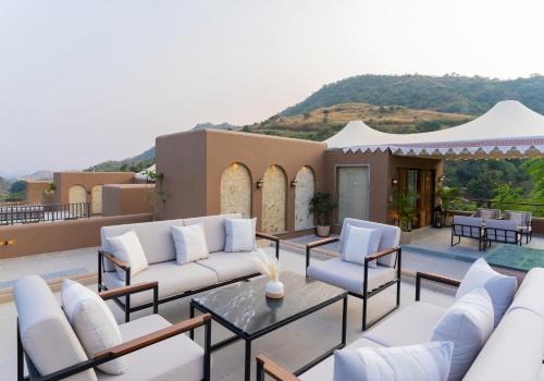 Bedla Villa | Experience Oak Villa at SaffronStays Moringa Valley