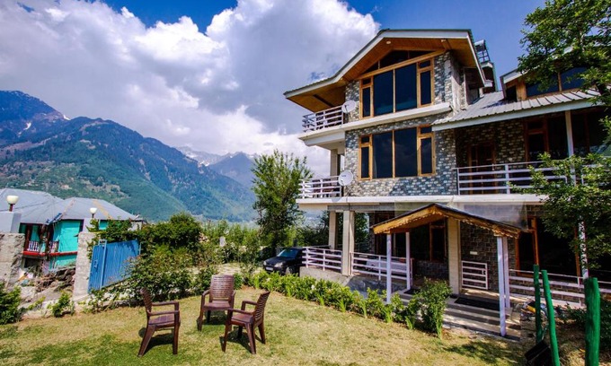 Aleo Villa | Pet-Friendly Getaway at SaffronStays The Mont Arcadia