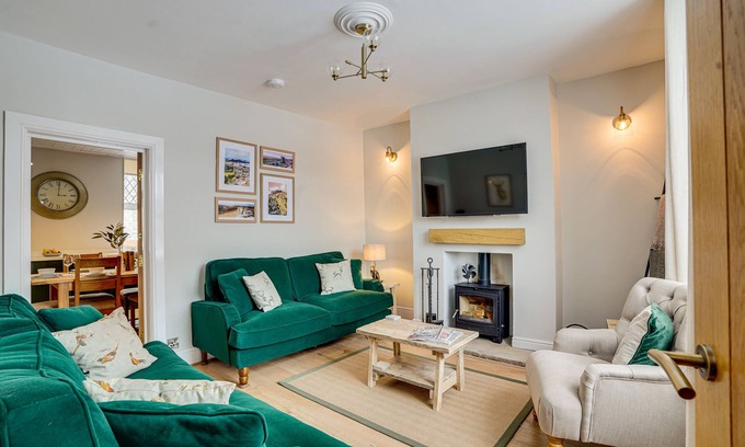 Buxton Cottage | Discover Sage Cottage: A Cozy Getaway with Fireplace
