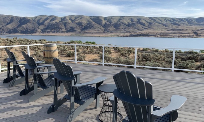 Desert Aire House | Experience Sage House: Desert Oasis with Ocean Views