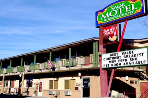 Vernal Hotel | Comfortable Sage Motel: Pet Friendly & Ideal for Families