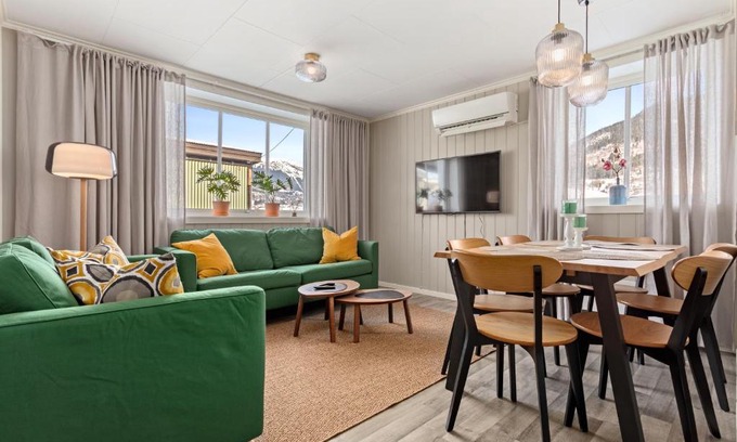 Hafslo Apartment | Comfortable Sagi 1 Private Apartment for Family Getaways