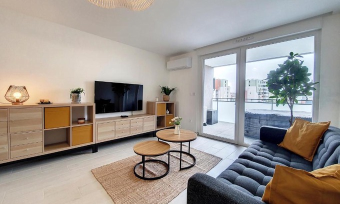 Plaine des Bouchers Apartment | Discover SAGLIO: Spa Retreat with Parking & Tram Access