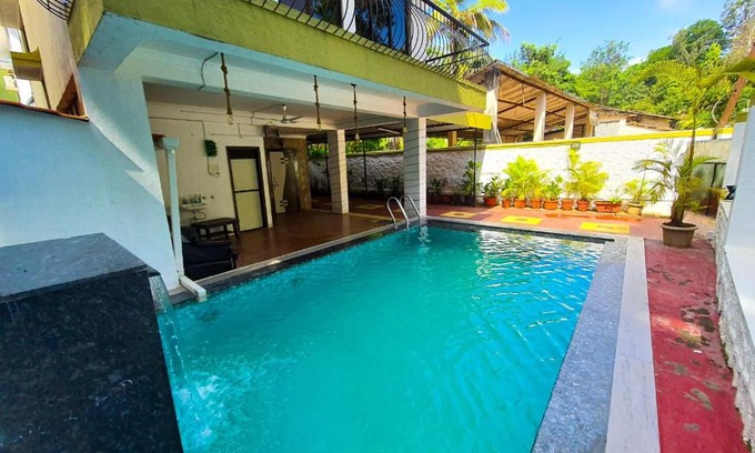 St.Stanislaus Villa House | Budget-Friendly Sai Pratik Villa: Pool & Pet Friendly Retreat
