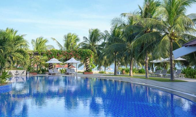 Khanh Hai Resort | Relax at Saigon Ninh Chu Hotel & Resort with Ocean Views
