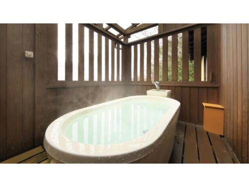 Kaminoyama Hotel | Child-Friendly Escape at Saikatei Jidaiya - Book Now!