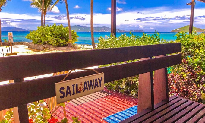 Red Hook Apartment | Beachfront Bliss: Sail Away II with Ocean View & Pool