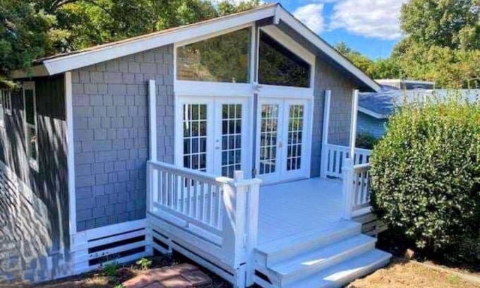 Colington Harbour Cottage | Pet-Friendly Cottage with Pool, Steps from the Sound