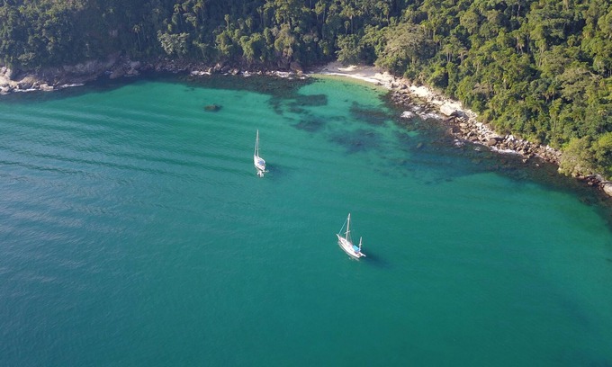 Mambucaba House | Cozy Sailboat with 2 Suites and Kitchen - Unique Getaway