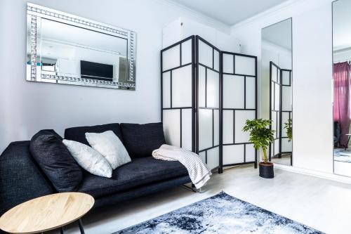 Punavuori Apartment | Cozy Sailor's Apartment: 4-Star Pet-Friendly Retreat