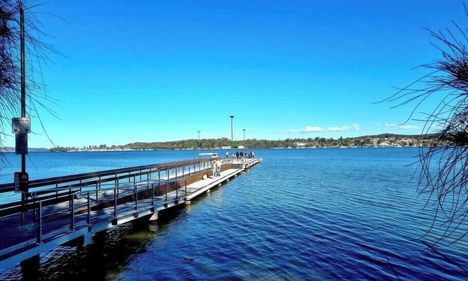 Speers Point Apartment | Discover Sails on the Esplanade at Lake Macquarie