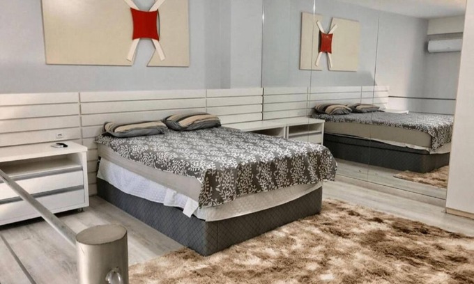 Czerniewicz House | Discover Saint Sebastian Flat 213 with Hot Tub Amenities
