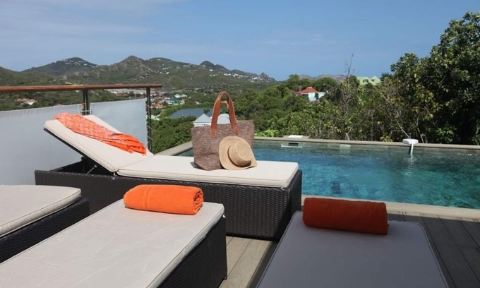 Morne de Depoudre House | Exquisite Villa St Barthelemy with Oceanfront Pool