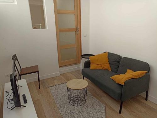 Valenciennes Apartment | Exceptional St. Gery 2: Family-Friendly Getaway Awaits