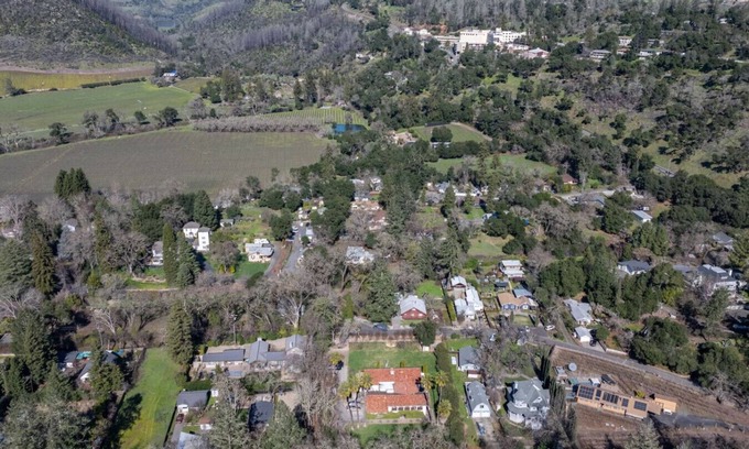 Deer Park Apartment | Saint Helena Wine Villa | Luxury Stay & Vineyard