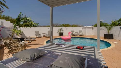 Pietermaai District Resort | Discover Saint Joris: Boutique Resort with Pool & Pet Friendly
