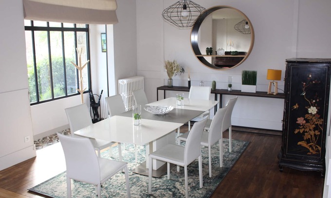 Courtoisville-Sillon-Moka House | Beachside Retreat in Saint-Malo with Spa & Hot Tub
