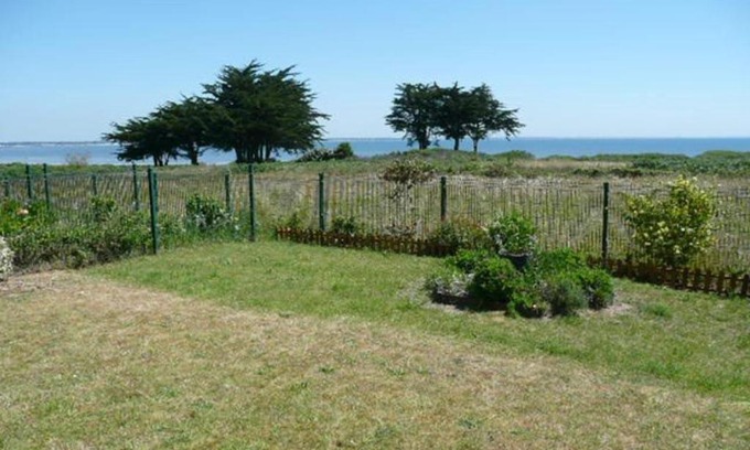 Saint-Pierre-Quiberon Apartment | Cozy 2-Room Apartment with Sea View, Steps from the Beach