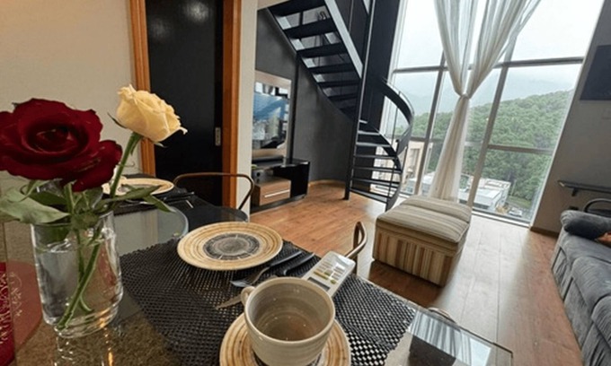 Czerniewicz Condo | Family-Friendly Saint Sebastian Flat with Pool in Downtown