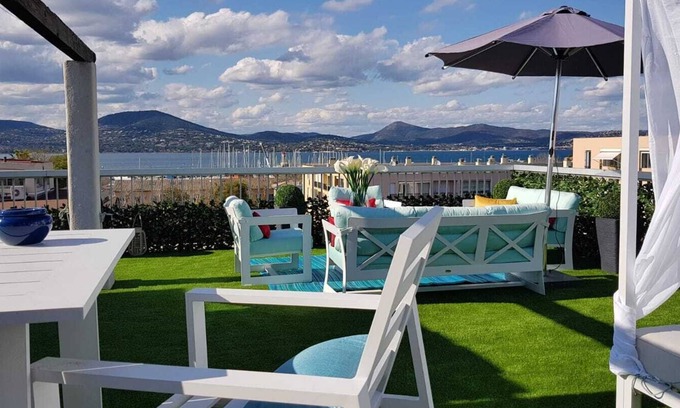Saint-Tropez Apartment | Unforgettable Saint Tropez Sea View with Rooftop Terrace
