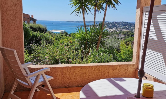 La Nartelle Apartment | Seaside Getaway at Sainte Maxime - Rated 10/10 by Guests