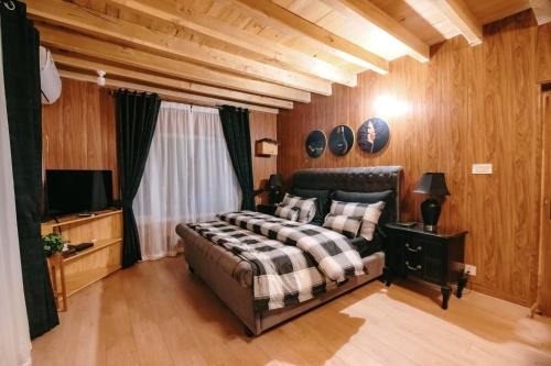 Hunza House | Exceptional Sakura Hunza Lodges with Hot Tub & Family-Friendly Amenities