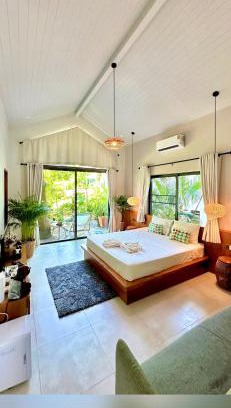 Ko Pha-ngan House | Relaxing Oceanfront Stay at Salad Beach Guest House