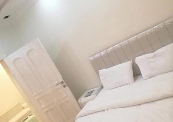 Salalah Apartment | Pet-Friendly Retreat at Salalah VIP for Budget Travelers