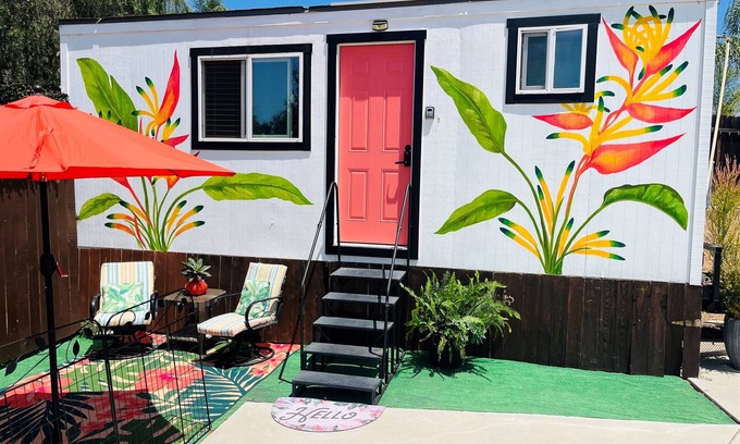 Ocean Beach Apartment | Birdie's Bungalow: Romantic Retreat with Scenic Views