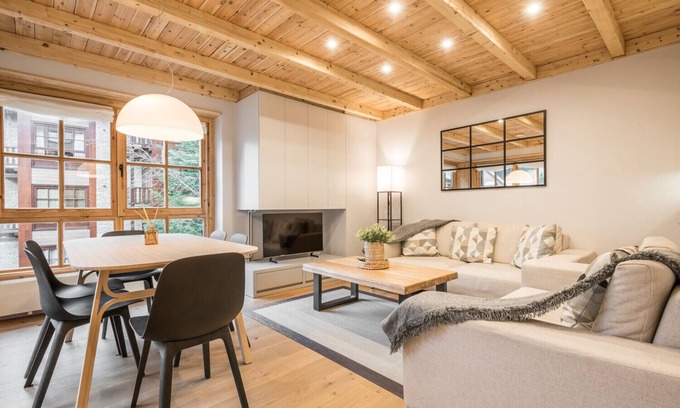 Baqueira Apartment | Unforgettable Stay at Salenques by Totiaran - Rated 9.6/10
