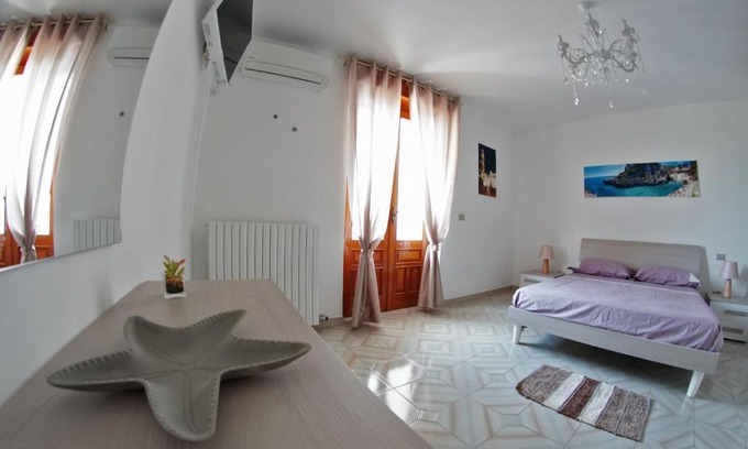 Spongano Apartment | Enchanting Stay at Salento Da Incanto - Rated 9.5/10!