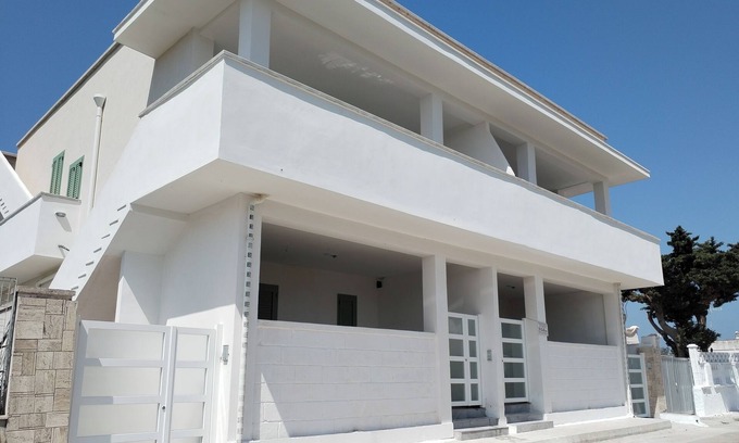 Torre Chianca Apartment | Independent Apartment in Torre Chianca with Ocean Views