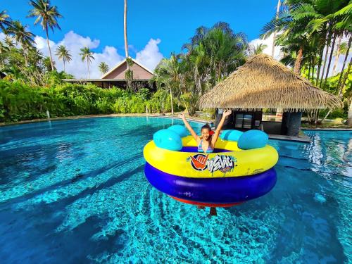 Matatufu Resort | Relax at Saletoga Sands Resort & Spa with Oceanfront Views