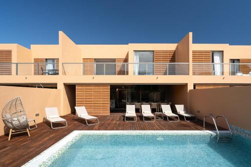 Salgados Villa | Salgados Premium Beach Villa by DA'Home