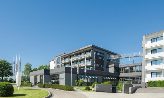 Bad Westernkotten Hotel | Relax at salinenparc Design Budget Hotel with Pool Access