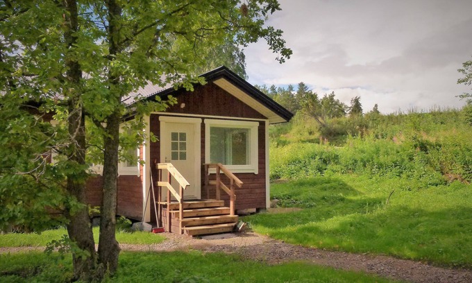 Orivesi Cabin | Serene Stay at Salkolahti Vehmaanpirtti with Lake Views