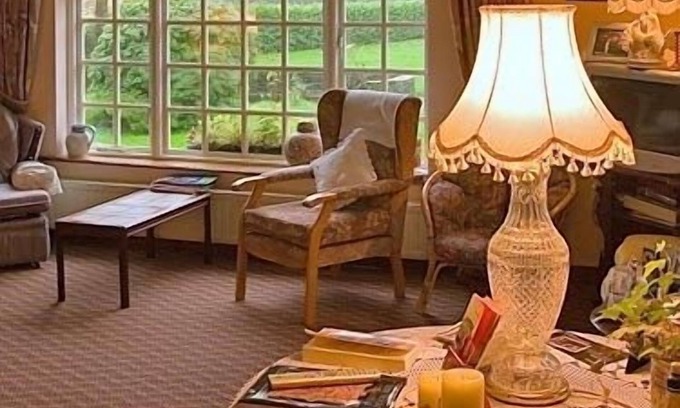 Cloonkeen Bed & Breakfast | Guest Rated 9.8: Salmon Leap Farm B&B with Breakfast Included