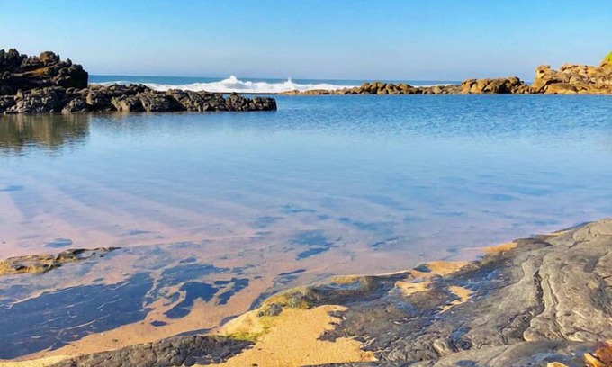 Salt Rock Bed & Breakfast | Experience Salt Rock Manor: Family-Friendly with Pool & Breakfast