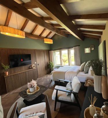 Ogden House | Pet-Friendly Retreat: Saltonstall Airbnb with Perfect Score