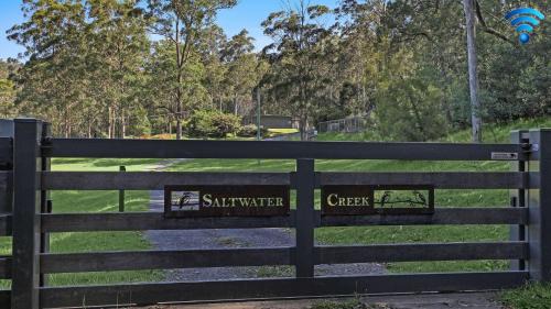 Barringella House | Kid-Friendly Retreat at Saltwater Creek for Memorable Stays
