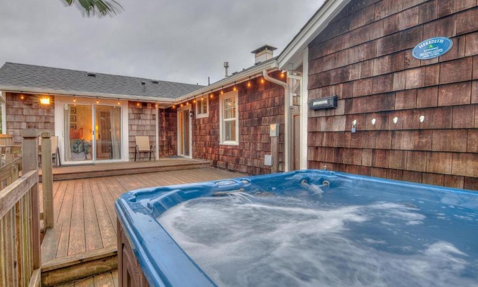 Seaside House | Saltworks Cottage: Guest Rated 10/10 with Breakfast Included