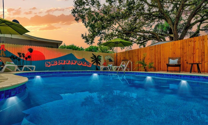 Walsingham House | Salty Flamingo - Heated Pool - Close to beaches - Hot Tub - Golf - Fire Pit