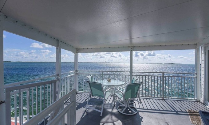 Cutthroat Harbor Estates House | Salty Kisses in Cudjoe Key