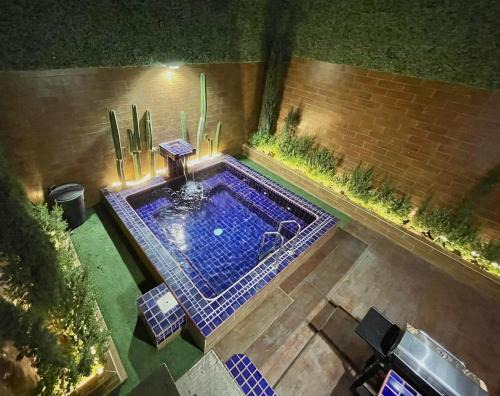 La Paz House | Oceanfront Salvatierra Home: 4-Star Stay with Hot Tub